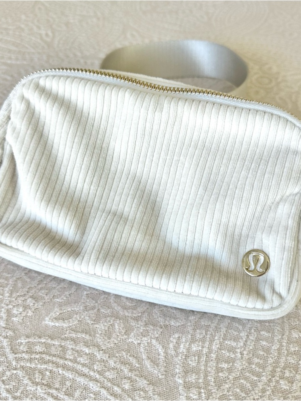 LULULEMON EVERYWHERE BELT BAG CORDUROY FANNY PACK CREAM Off White